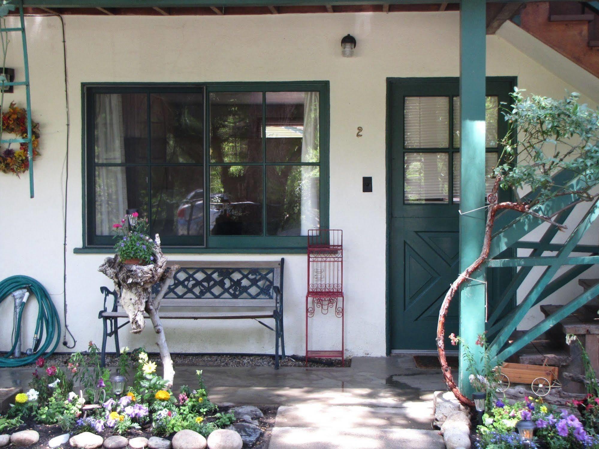 Kern Riverfront Lodge Kernville Extérieur photo