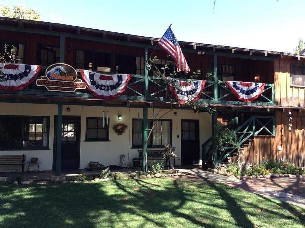 Kern Riverfront Lodge Kernville Extérieur photo